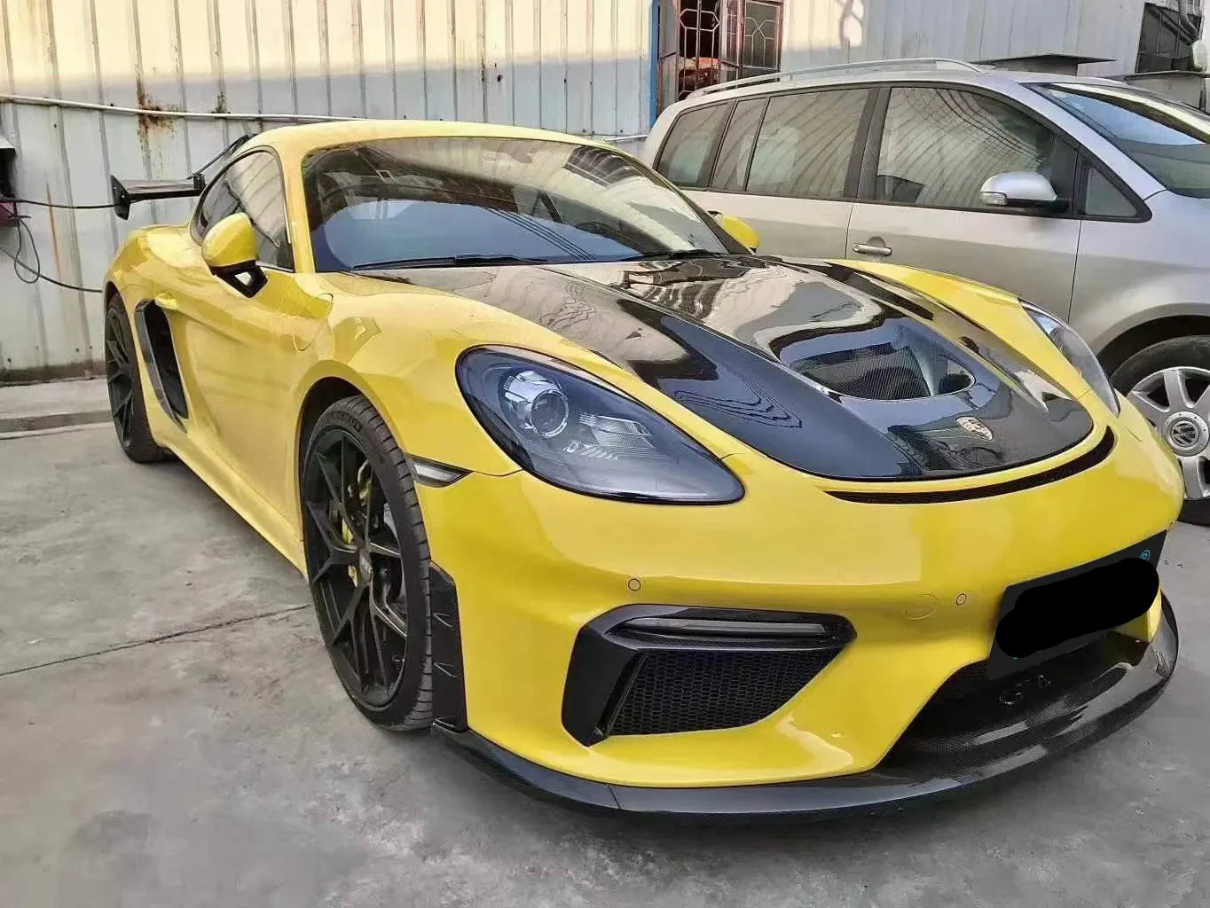 Carbon Fiber Vented GT4 Style Front Hood Bonnet - Porsche 718 Cayman /Boxster.