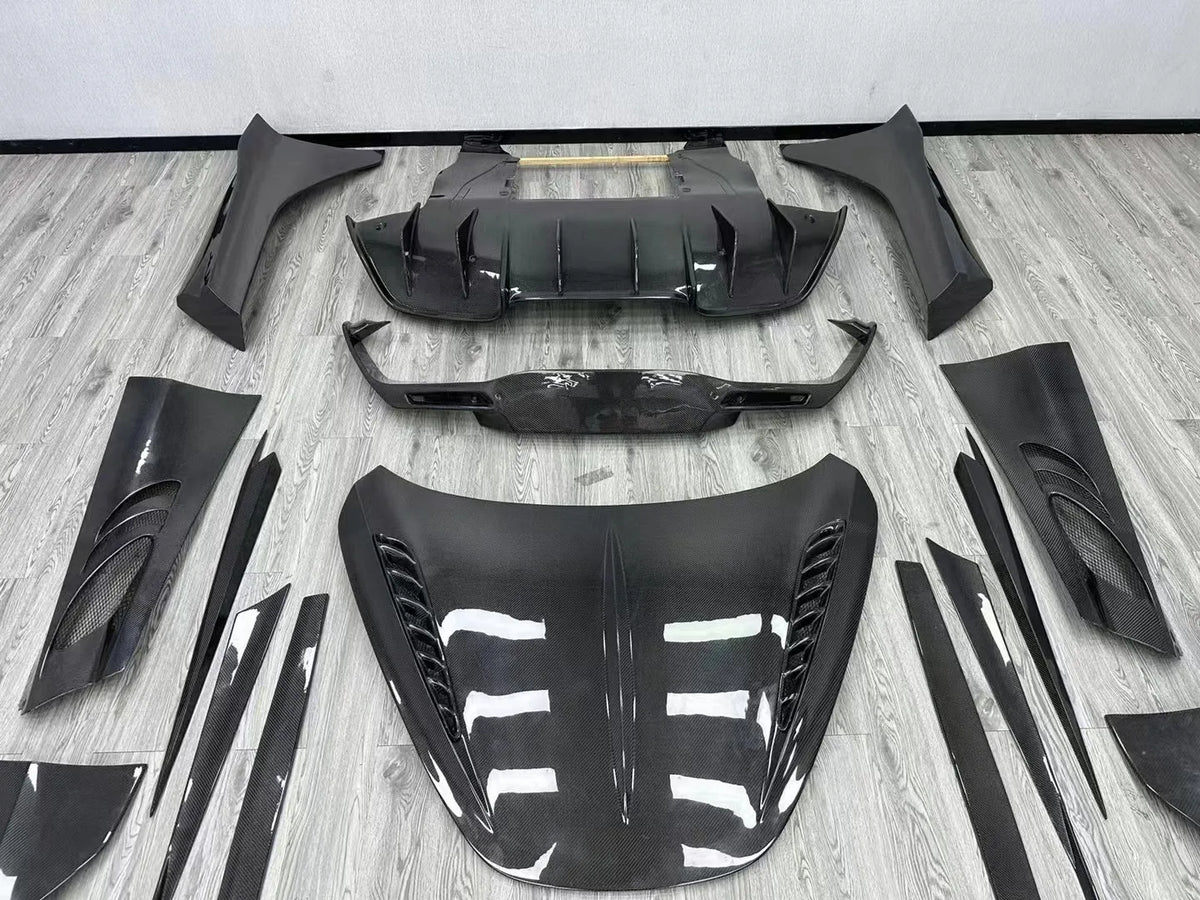 T Style Dry Carbon Fiber Full Body Kit - McLaren 720S.
