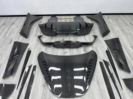 T Style Dry Carbon Fiber Full Body Kit - McLaren 720S.