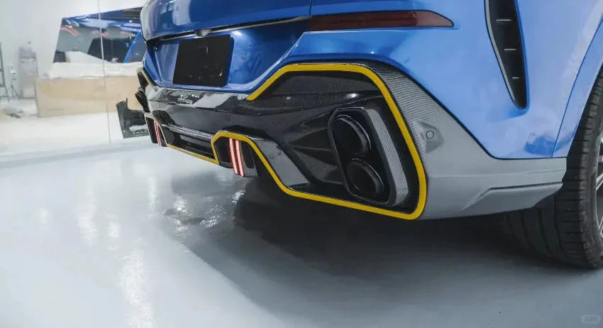 Carbon Fiber Rear Diffuser W/ LED - BMW X6 G06 M Sport.