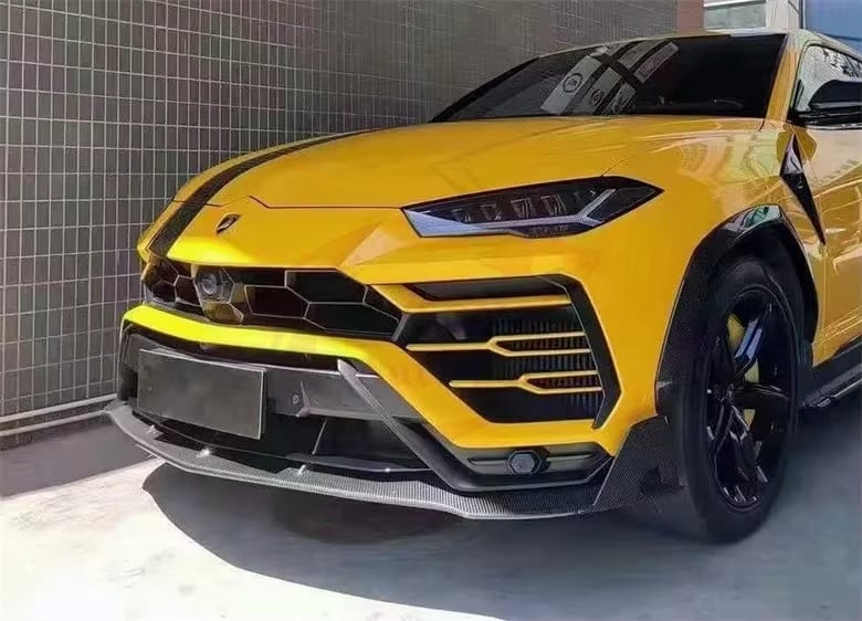 Prepreg Carbon Fiber M Style Carbon Fiber Front Lip - Lamborghini URUS.