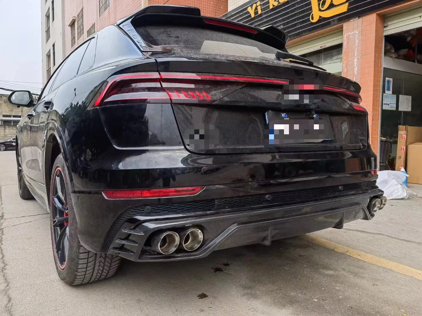 Carbon Fiber AP Style Aero kit - Audi Q8 RSQ8.