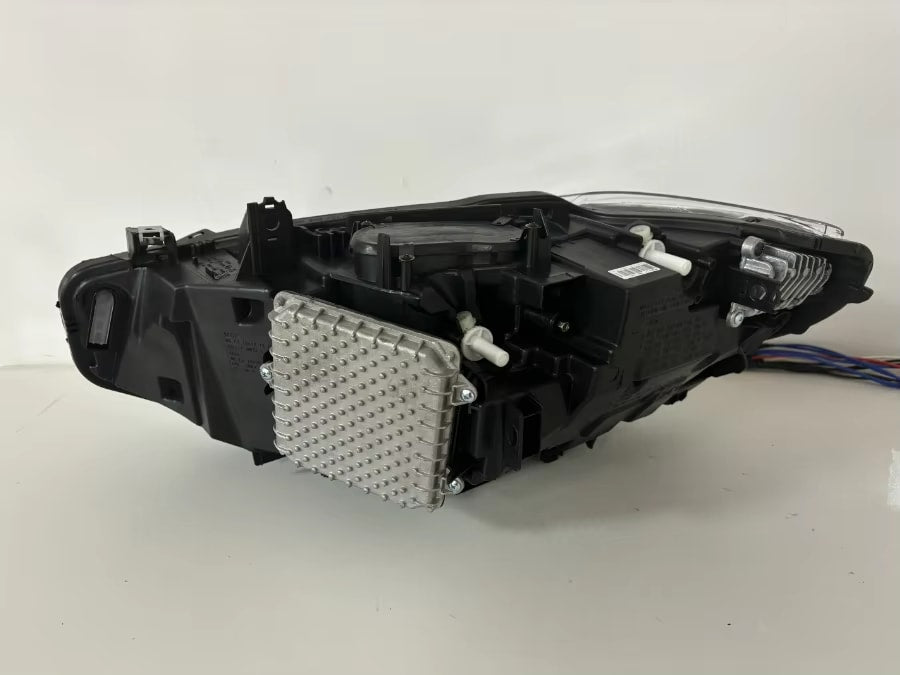 LED Headlight w/ Blue X bulb - BMW F8X F80 M3 F82 F83 M4 F32 F36.