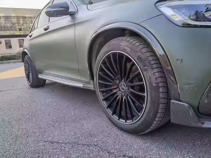 Carbon Fiber B Style Aerodynamic Body Kit - Mercedes-Benz GLC63 SUV 2018-2022.