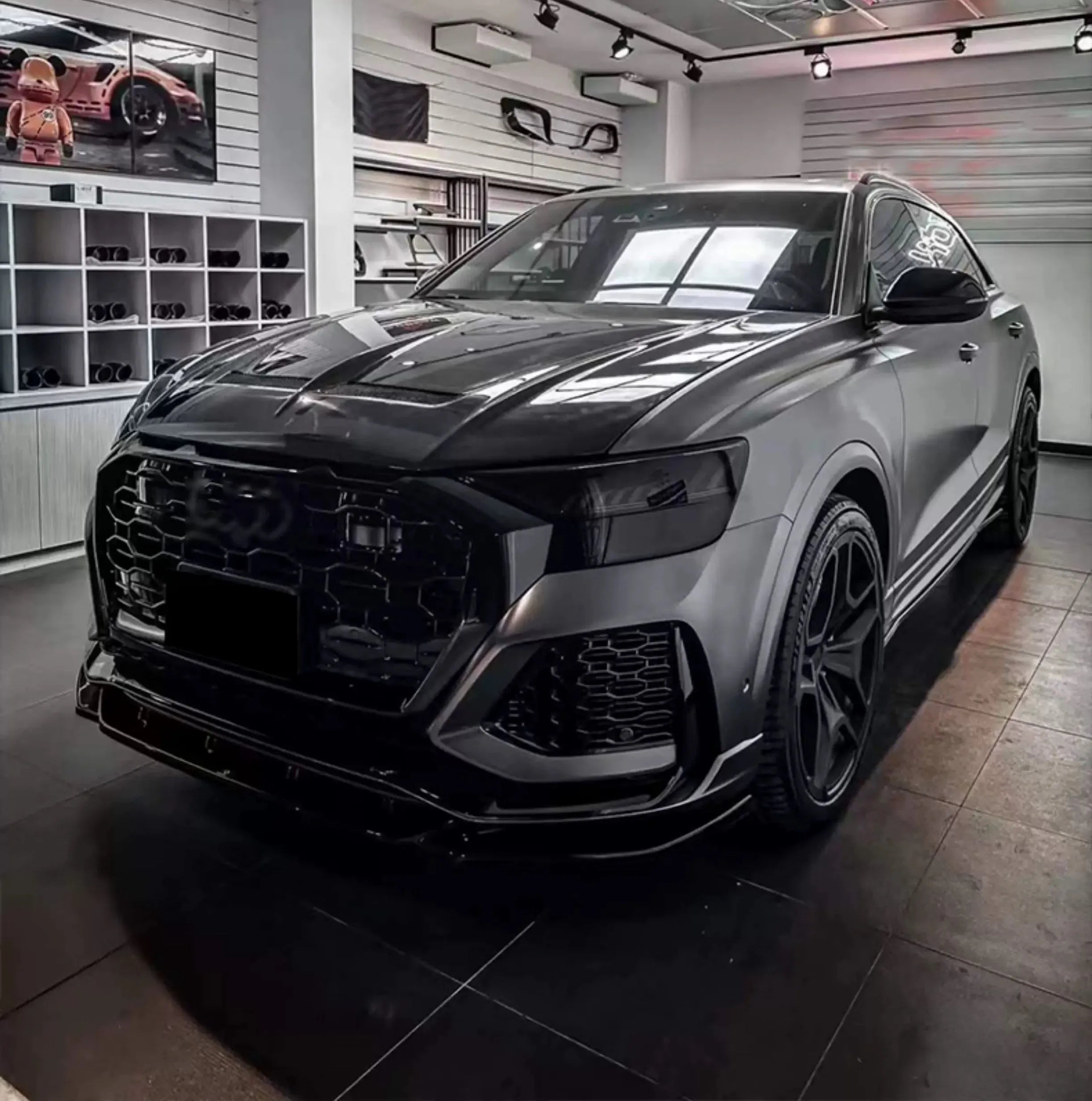Prepreg Carbon Fiber Vented Hood Bonnet - Audi Q8/ SQ8/ RSQ8 2018-2022.