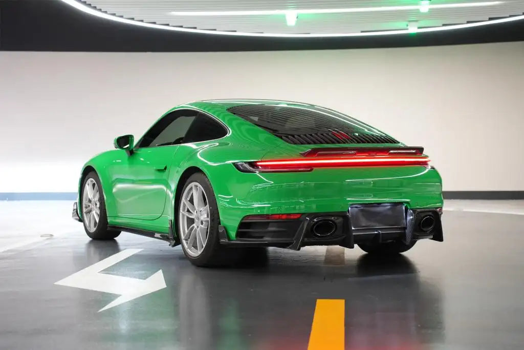 Prepreg Carbon Fiber 992 Rear Trunk Spoiler for Porsche 911 992 Targa Carrera S/4/4S 2019-2022.