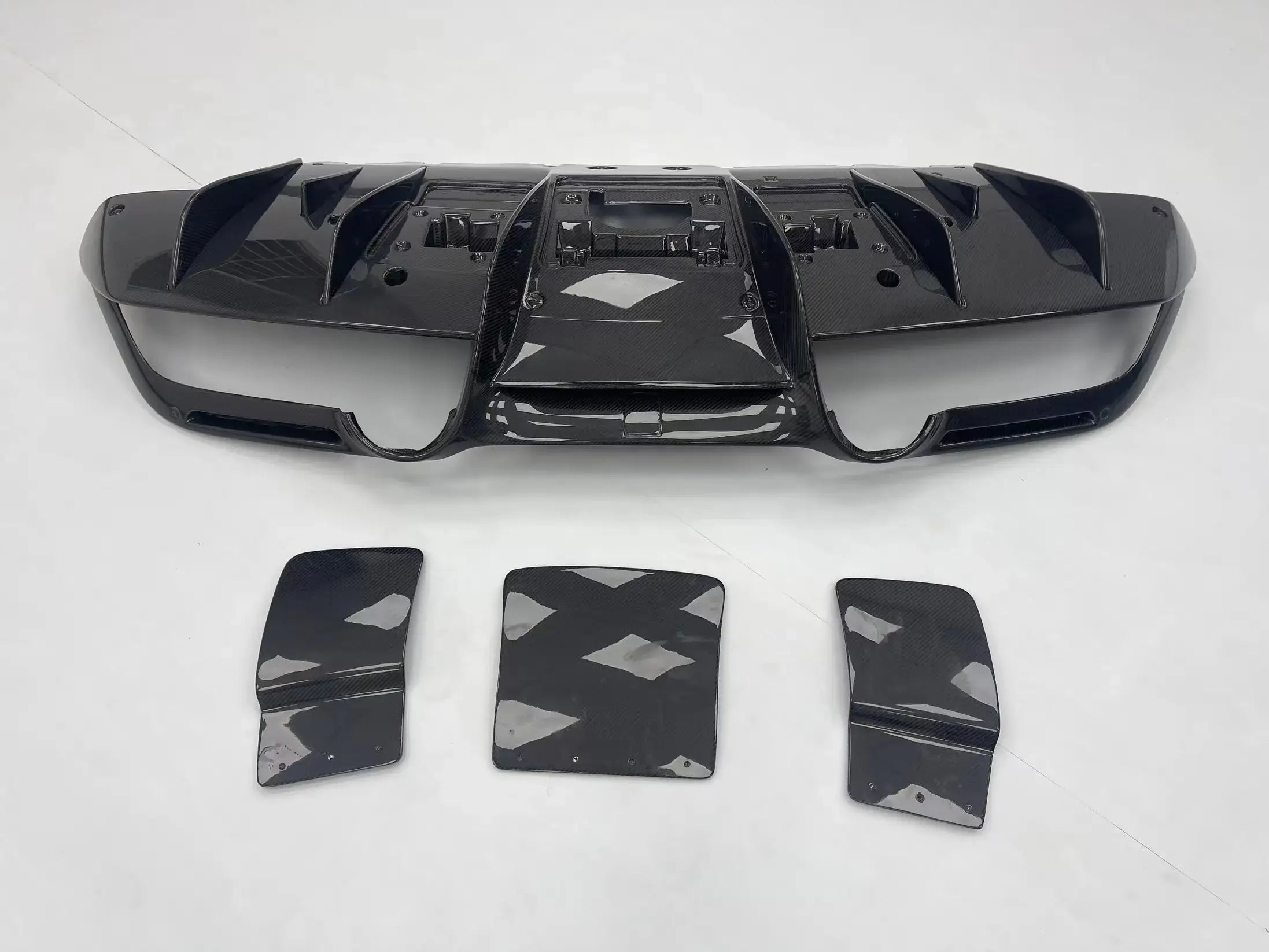 N Style Carbon Fiber Rear Diffuser - Ferrari F8 Tributo.