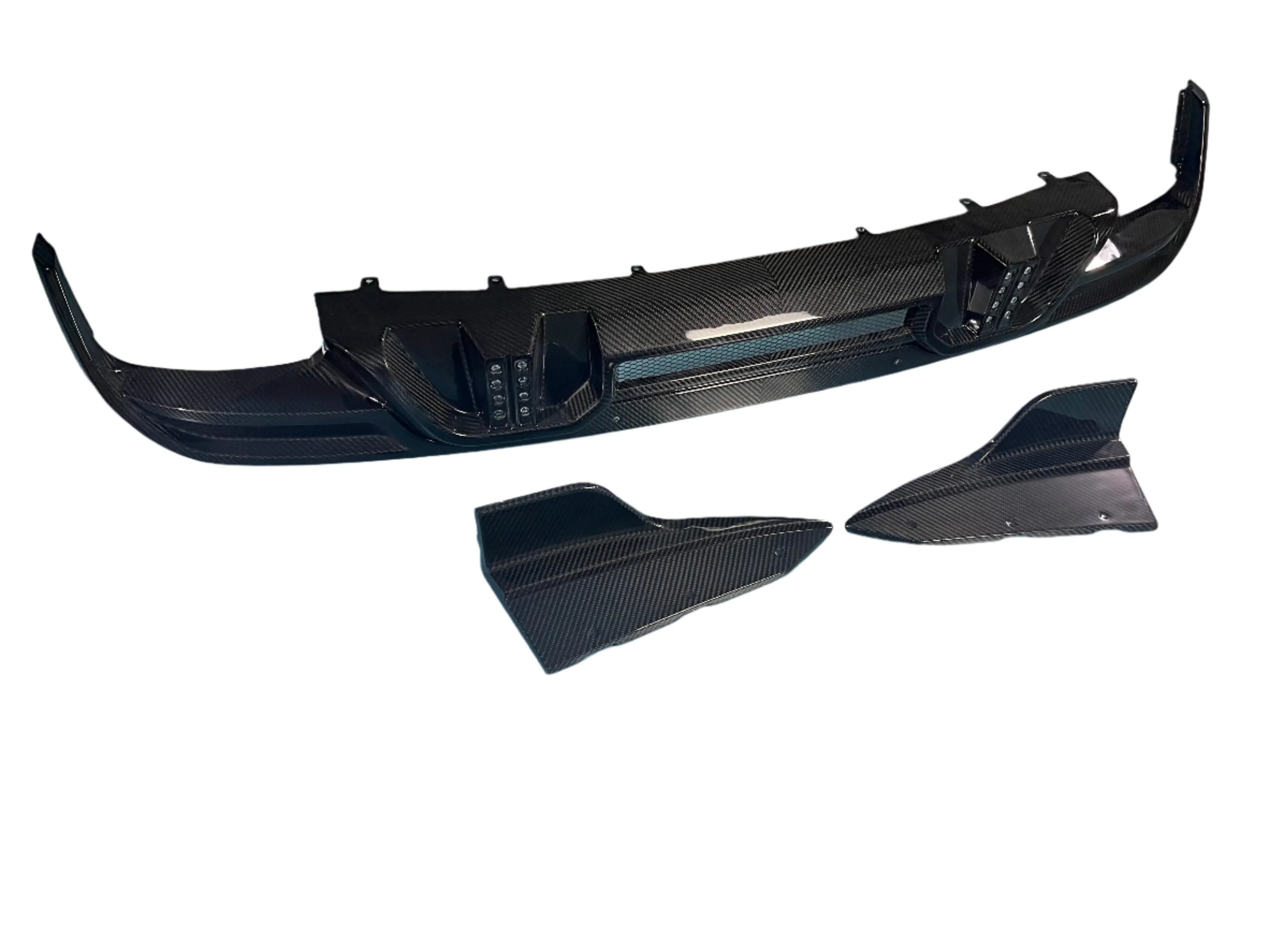 Prepreg Carbon Fiber Rear diffuser w/ LED - BMW X5M X6M.