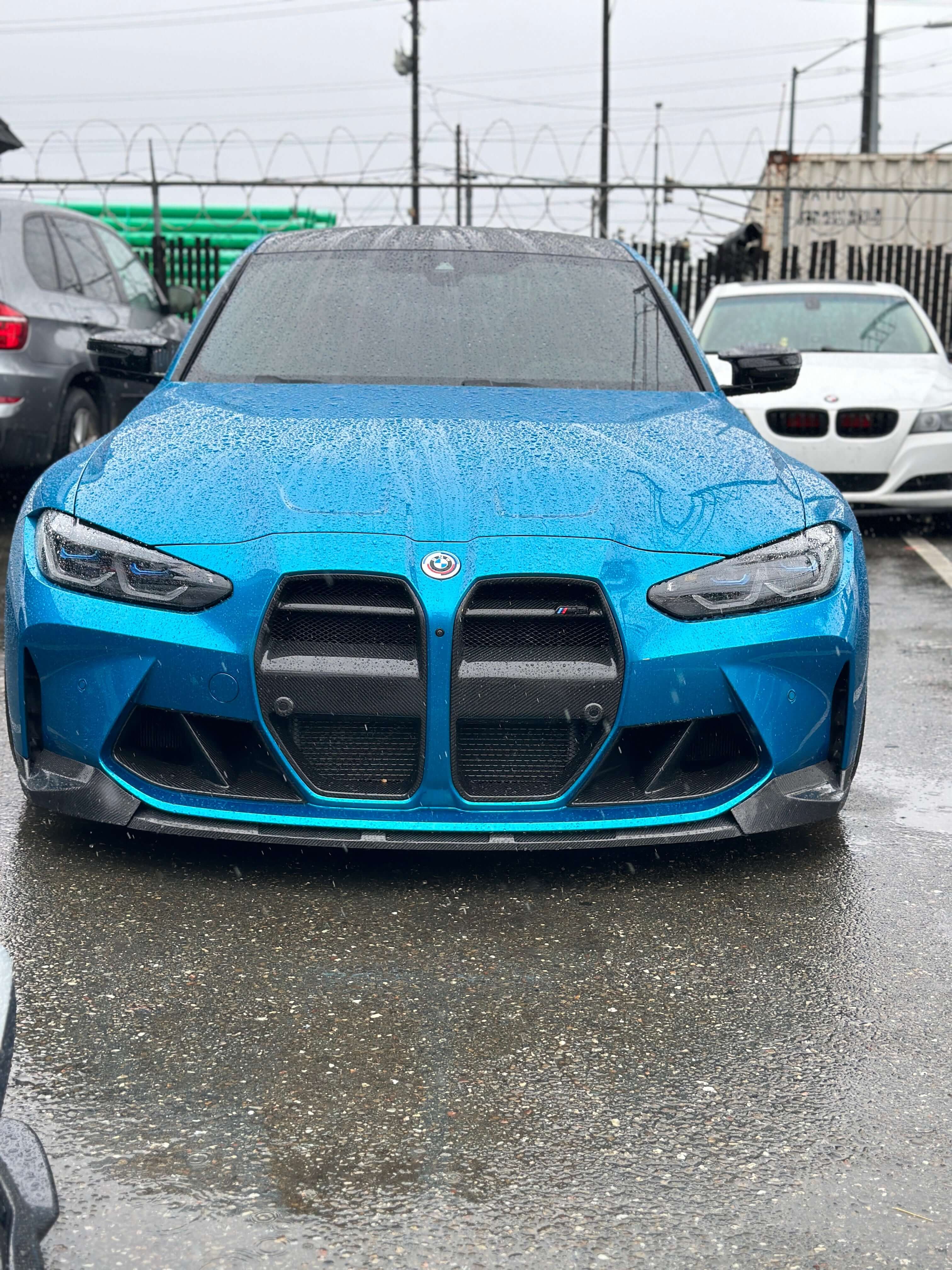 VR Style Carbon Fiber Front Grilles - BMW G80 M3 & G82 / G83 M4.