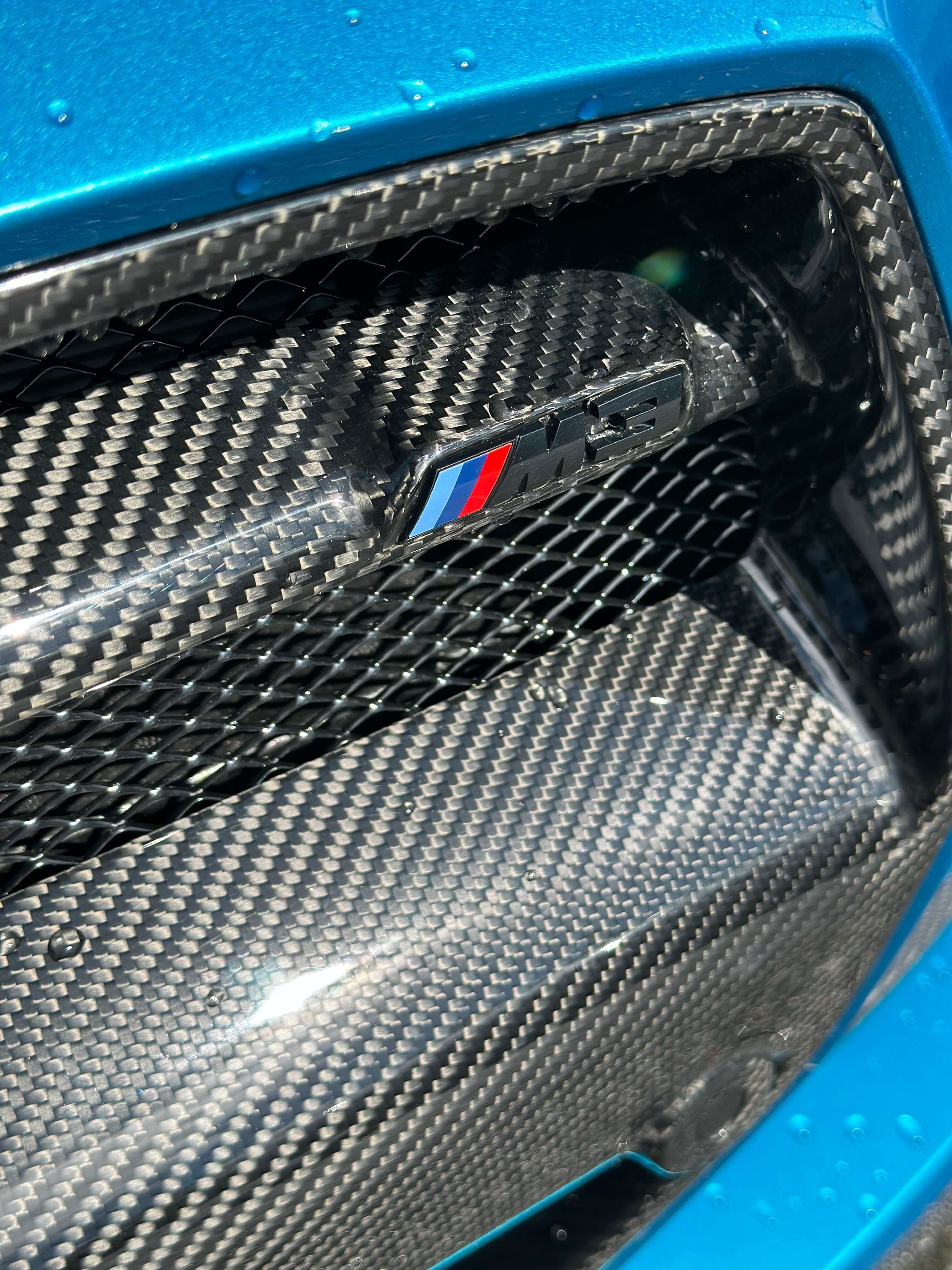 VR Style Carbon Fiber Front Grilles - BMW G80 M3 & G82 / G83 M4.