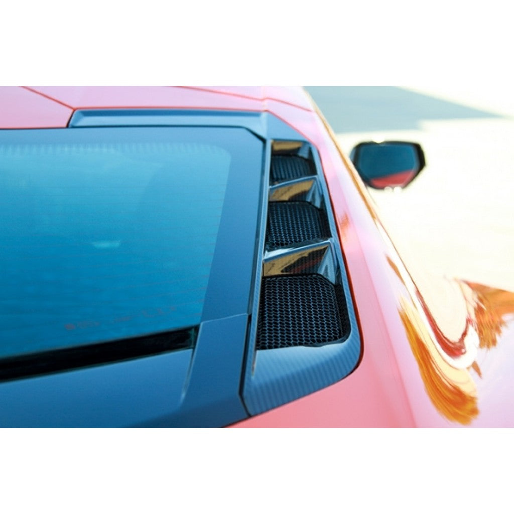 chevrolet-corvette-c8-rear-hatch-vent-2020-up