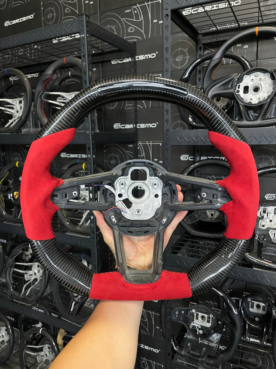 [Media/Test] Audi R8 (Gen 2) - Sequential RPM LED - Gloss Carbon - Red Alcantara - Black Stitching  - No Stripe