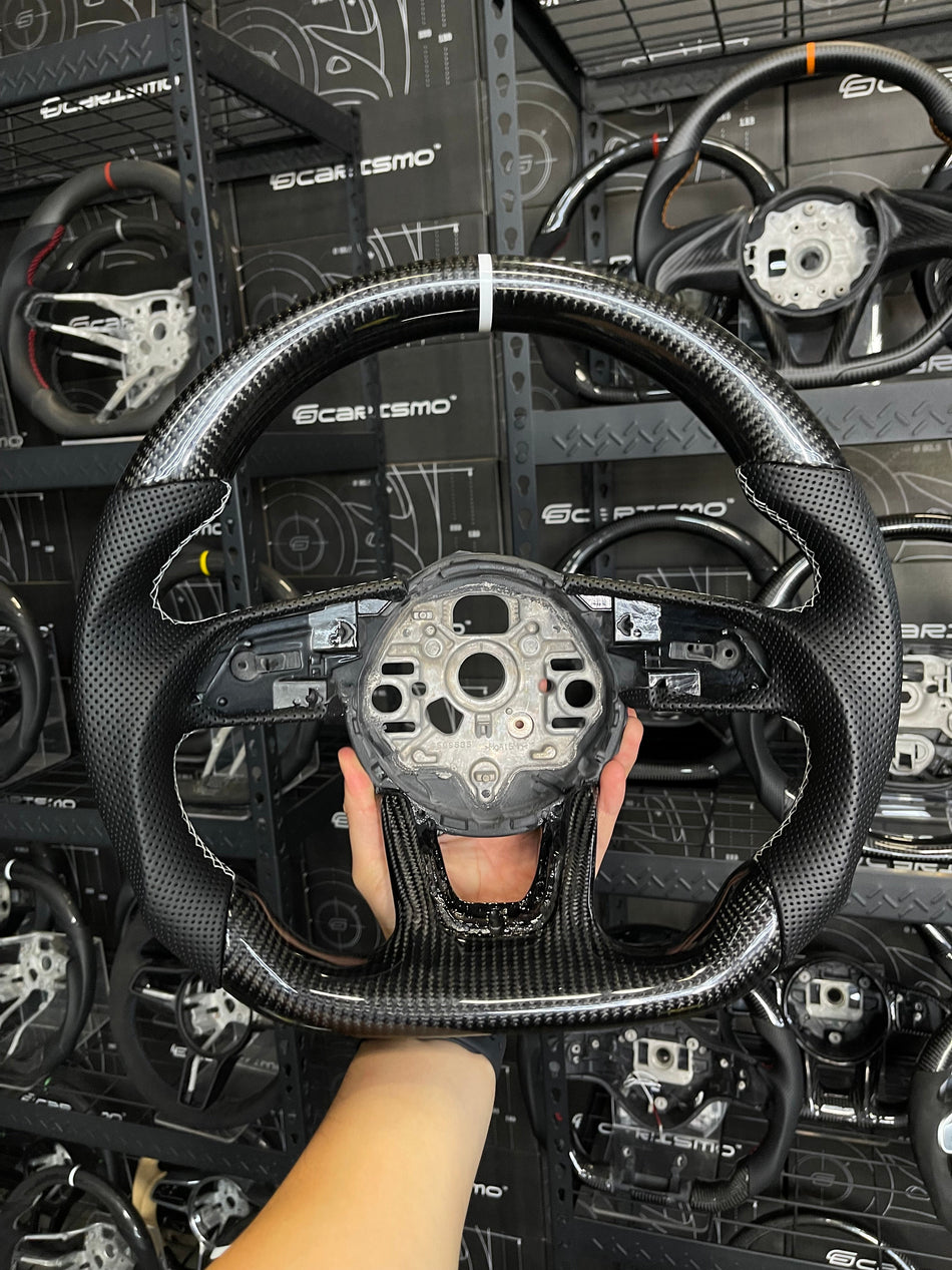 [Media/Test] Audi (2022+ B9 Wheel) - Sport - Gloss Carbon - Perforated Leather - White Stitching - White Stripe