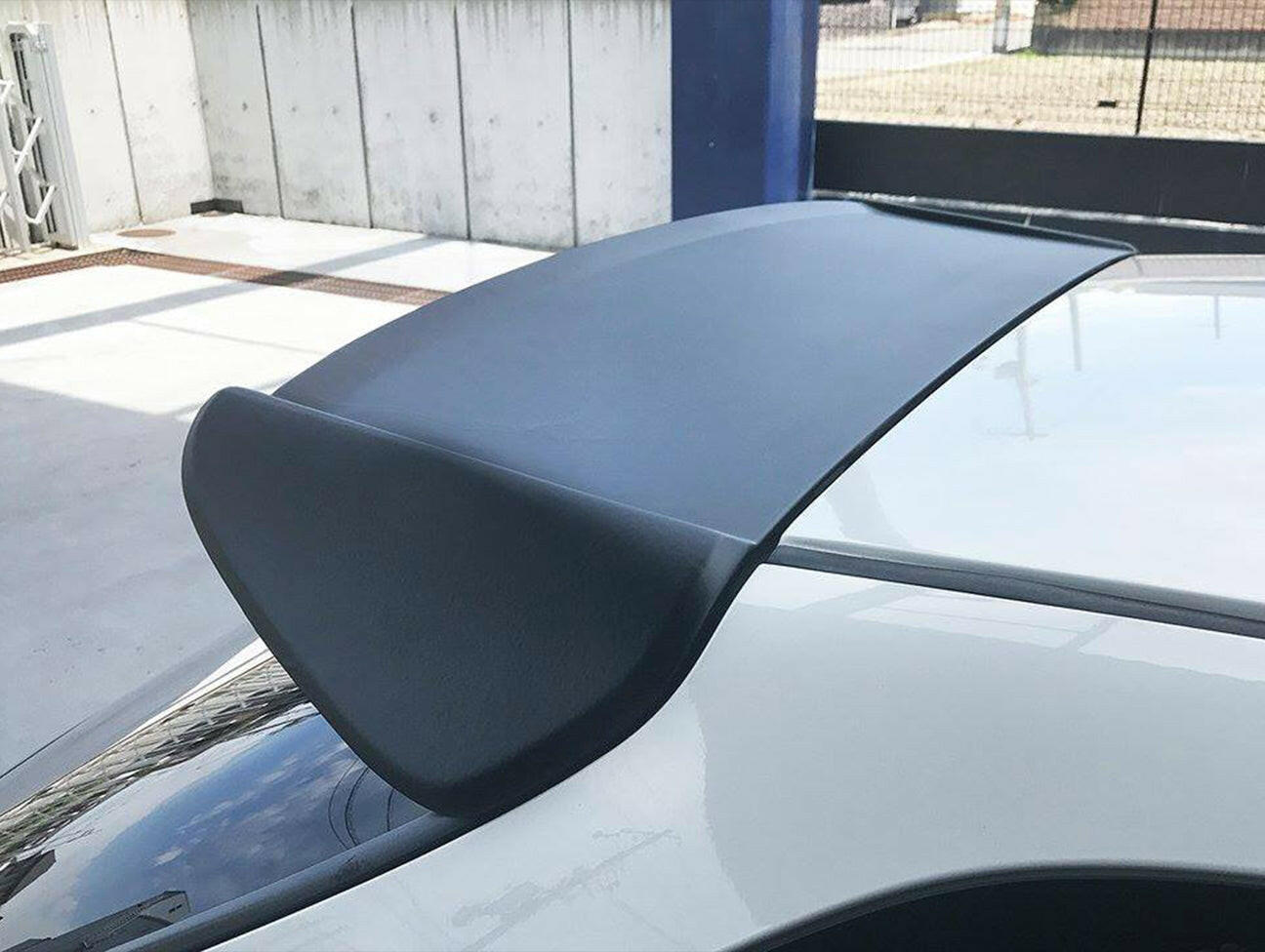 Mode Parfume Rear FRP Roof Spoiler - 96-00 Civic Hatchback.