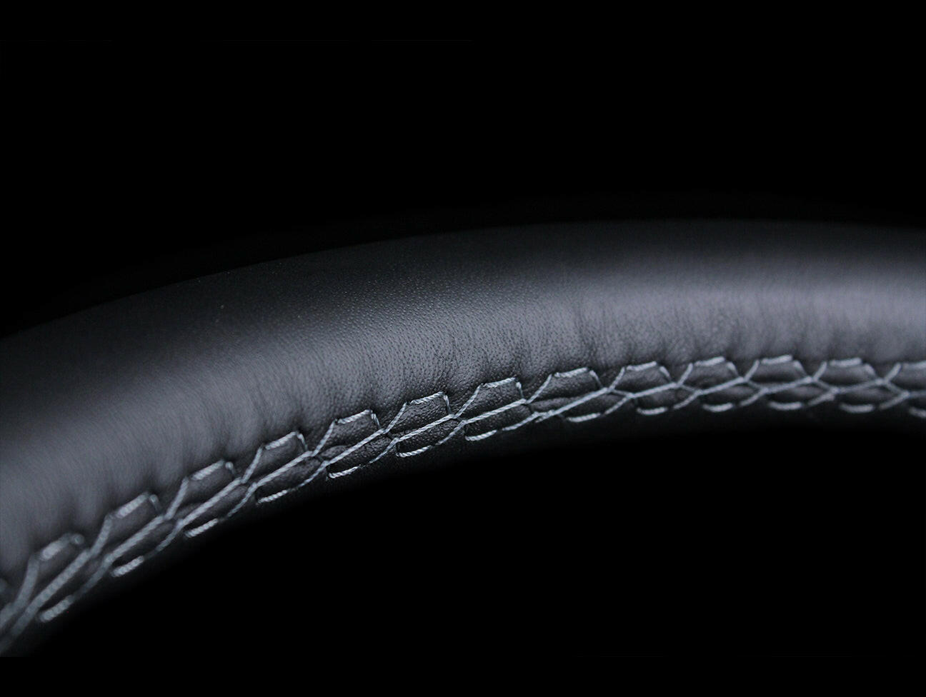 Momo 350mm Prototipo 6C Steering Wheel.