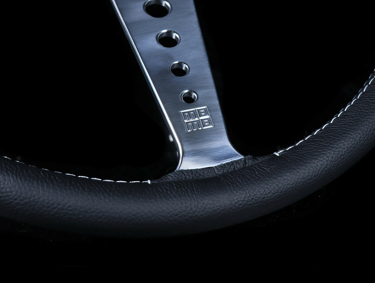 Momo California 360mm Steering Wheel.