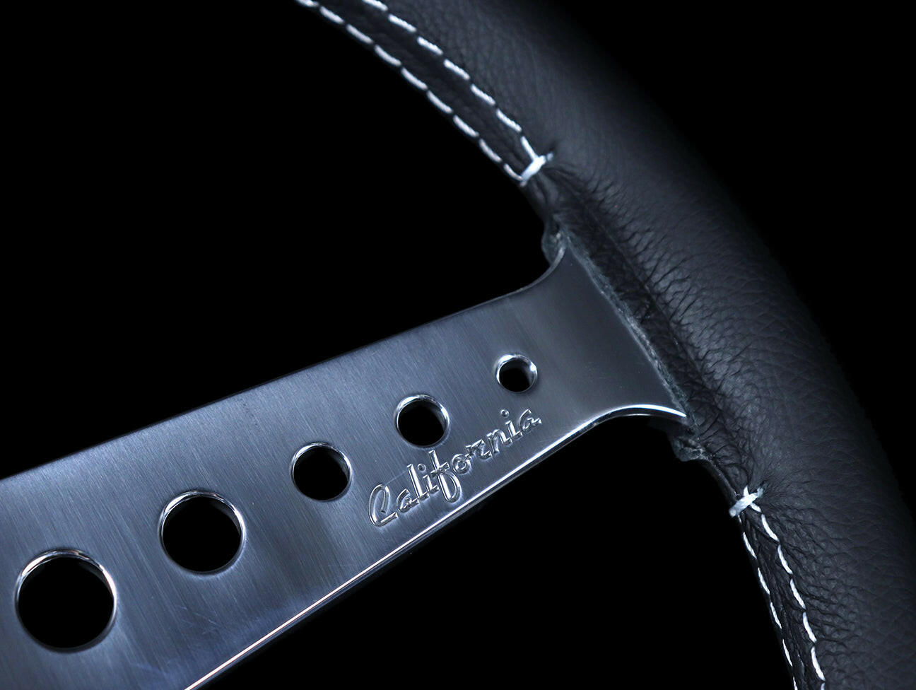 Momo California 360mm Steering Wheel.