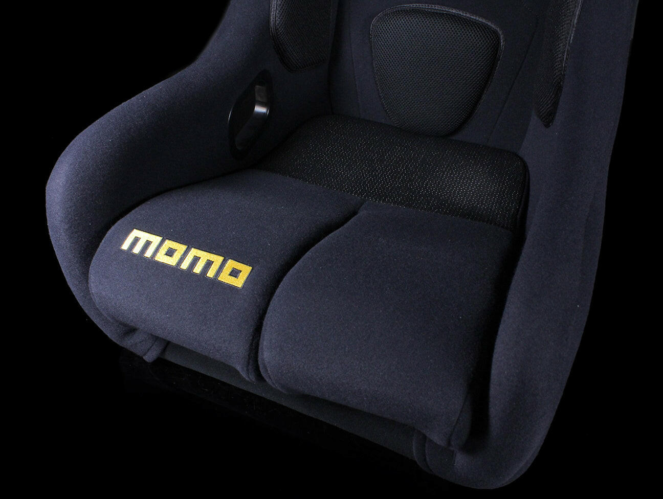Momo Daytona EVO Race Seat.