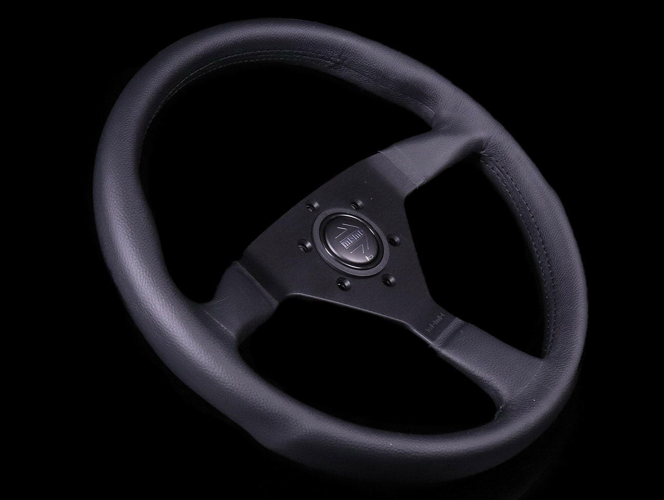 Momo Monte Carlo Steering Wheel - Leather w/ Black Stitch.