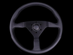 Momo Monte Carlo Steering Wheel - Leather w/ Black Stitch.