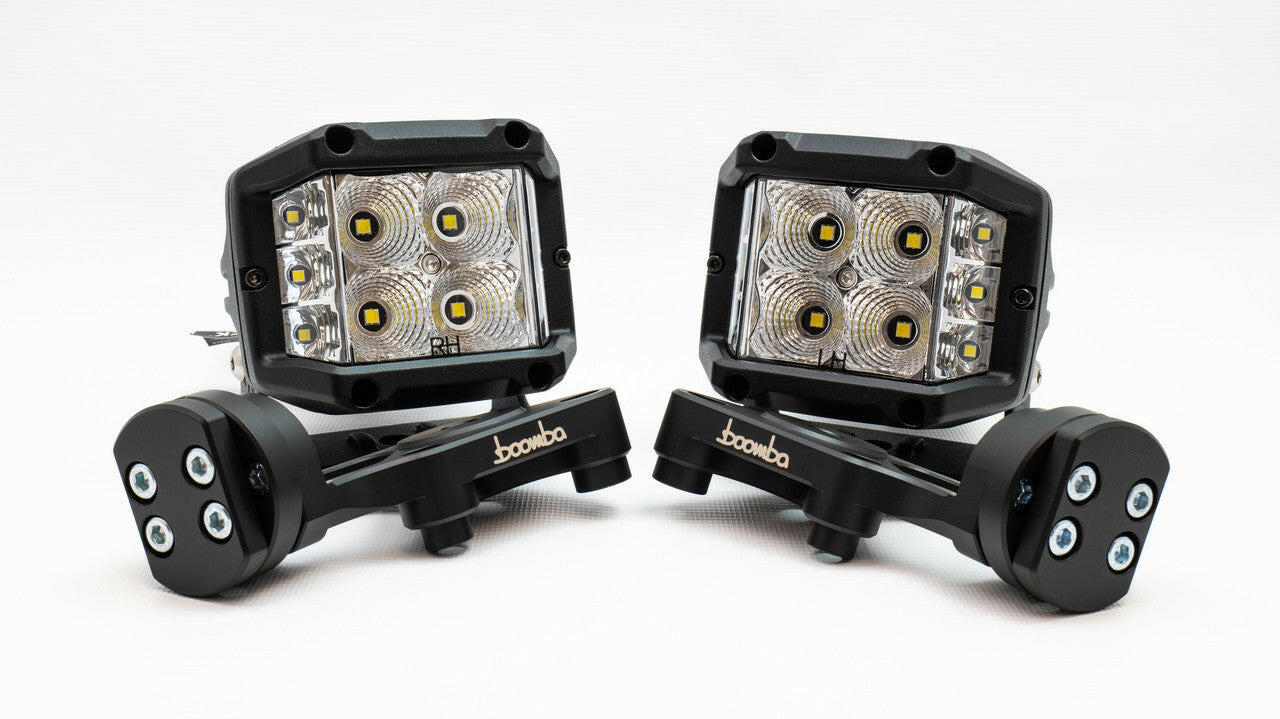 FORD BRONCO LIGHT MOUNT KIT.