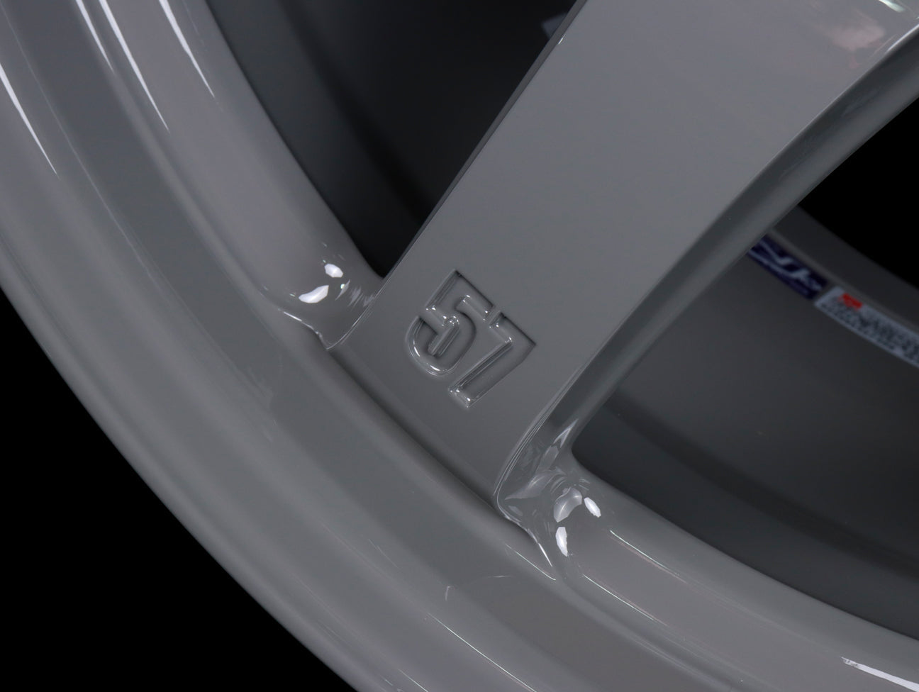 Rays Gram Lights 57CR Wheels - Arms Gray 18x9.5 / 5x120 / +38