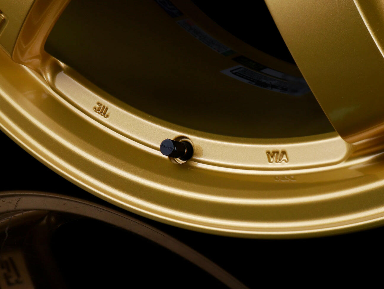 Rays Gram Lights 57CR Wheels - Gold 19x9.5 / 5x120 / +35.