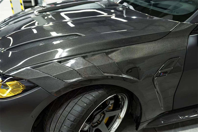 Carbon Fiber Front Vented Fenders - BMW G80 M3 & G82 / G83 M4.