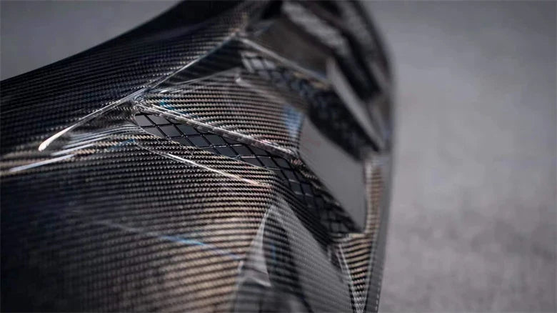 Carbon Fiber Front Vented Fenders - BMW G80 M3 & G82 / G83 M4.
