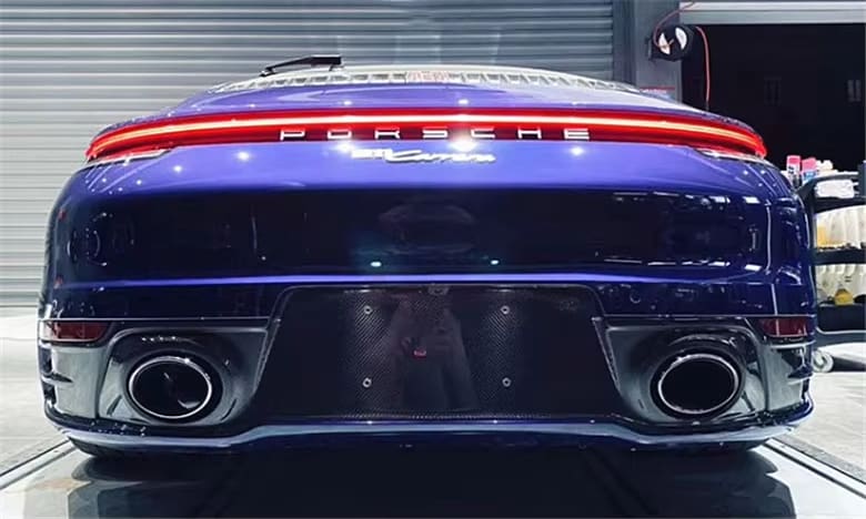 OEM style Dry Carbon Fiber Rear diffuser - Porsche 911 992 Carrera.