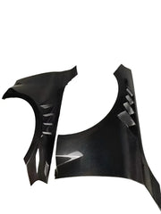 Vented Dry Carbon Fiber Front Fenders With Blades - BMW G87.