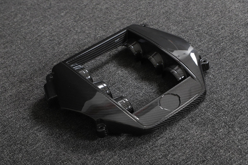 SBD Dry Carbon Intake Manifold Cover - Nissan GT-R R35