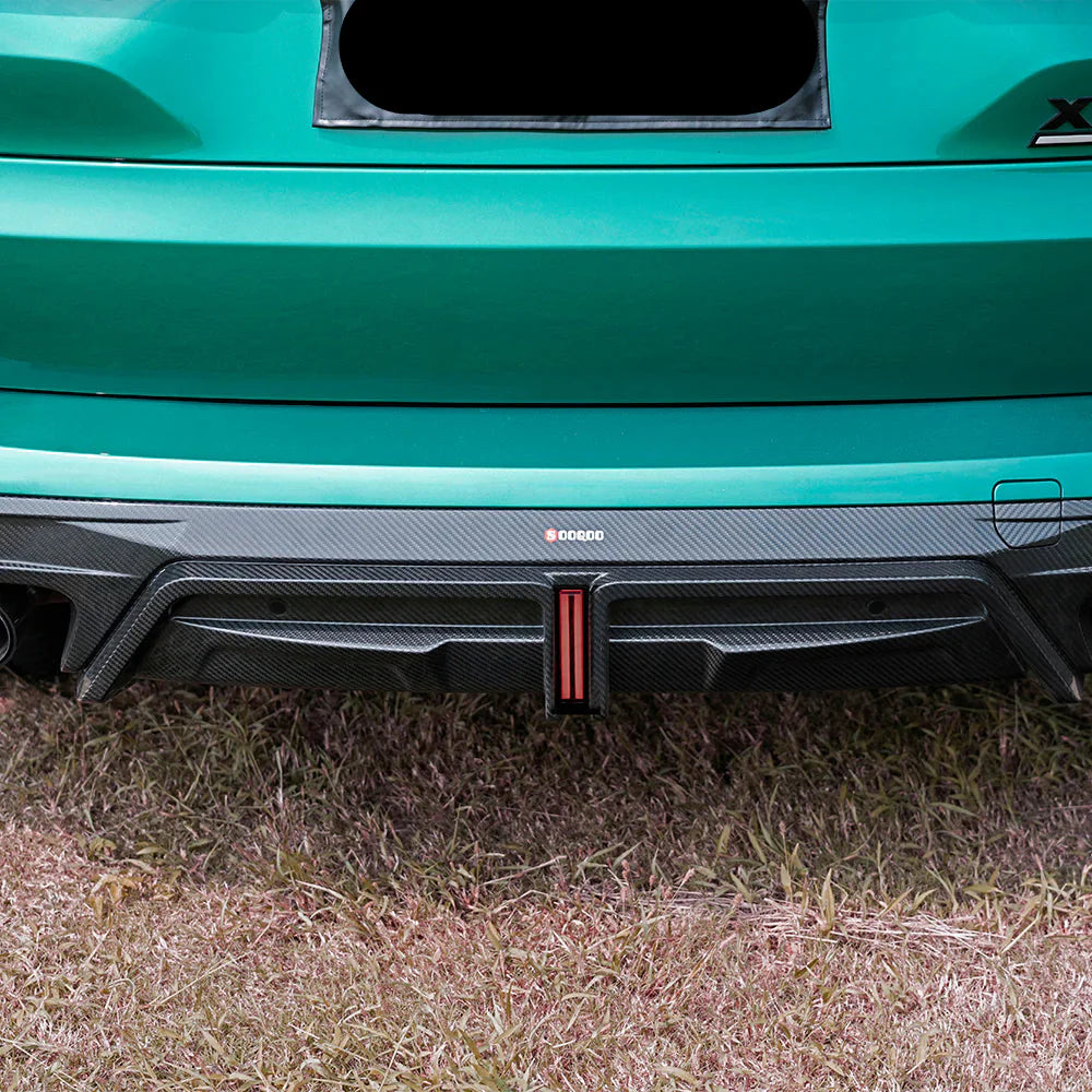 Carbon Fiber SQ Rear Diffuser W Brake Light - BMW X5M F95 LCI / G05 LCI.