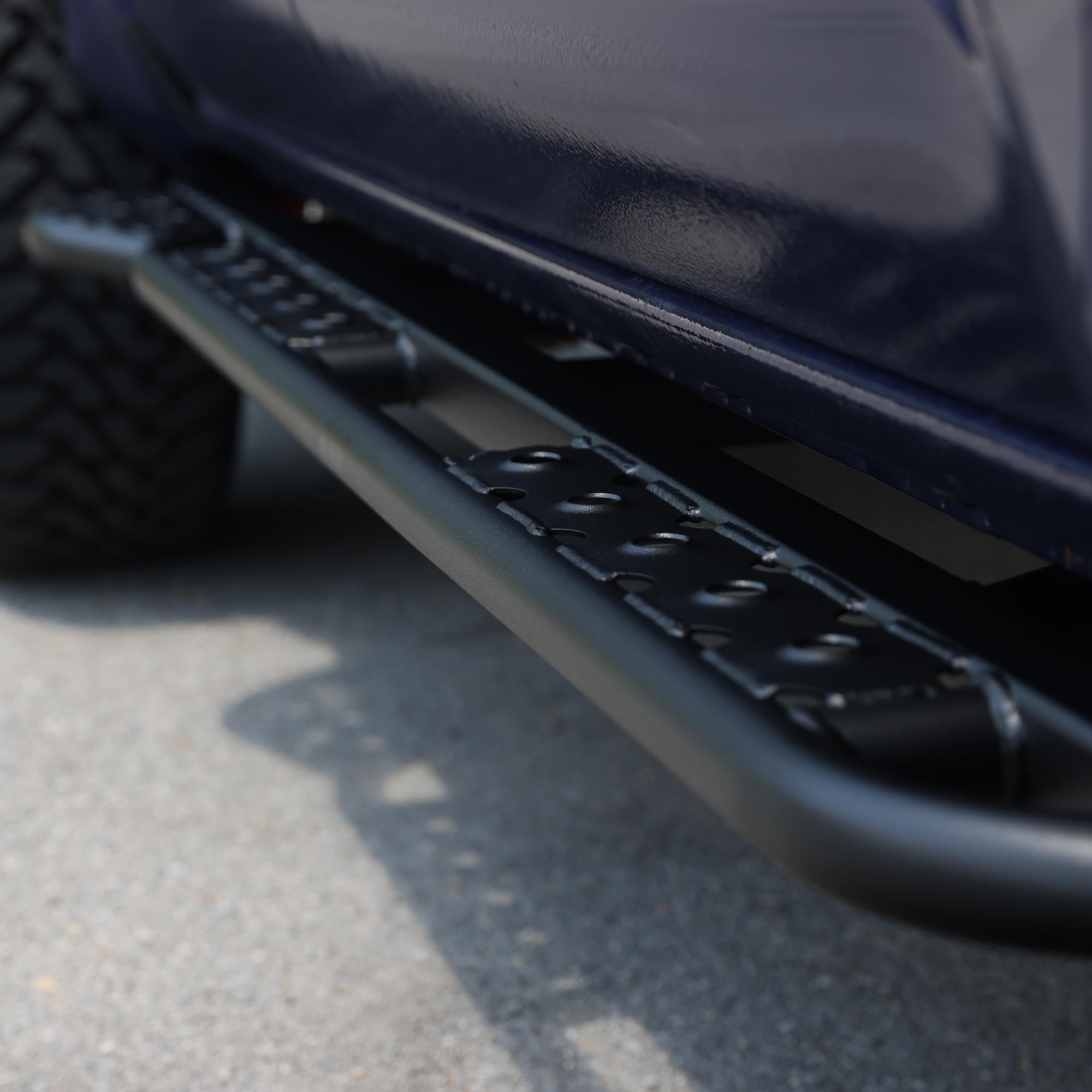 Southern Style Rock Sliders 2024+ Tacoma Double Cab Short Bed.