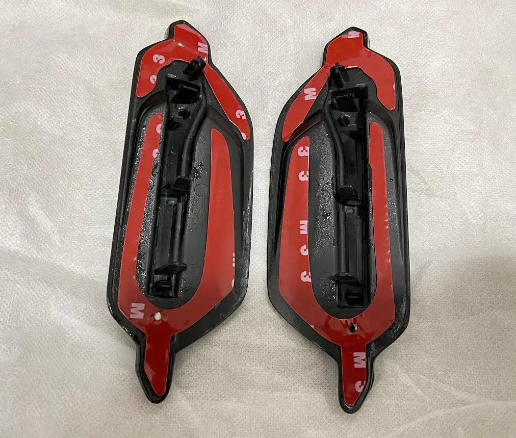 Carbon Fiber Side Fender Vent Trim Set - BMW F87 M2.