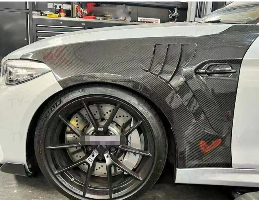 Carbon Fiber Vented Front Fenders - BMW F87 M2 & M2C.
