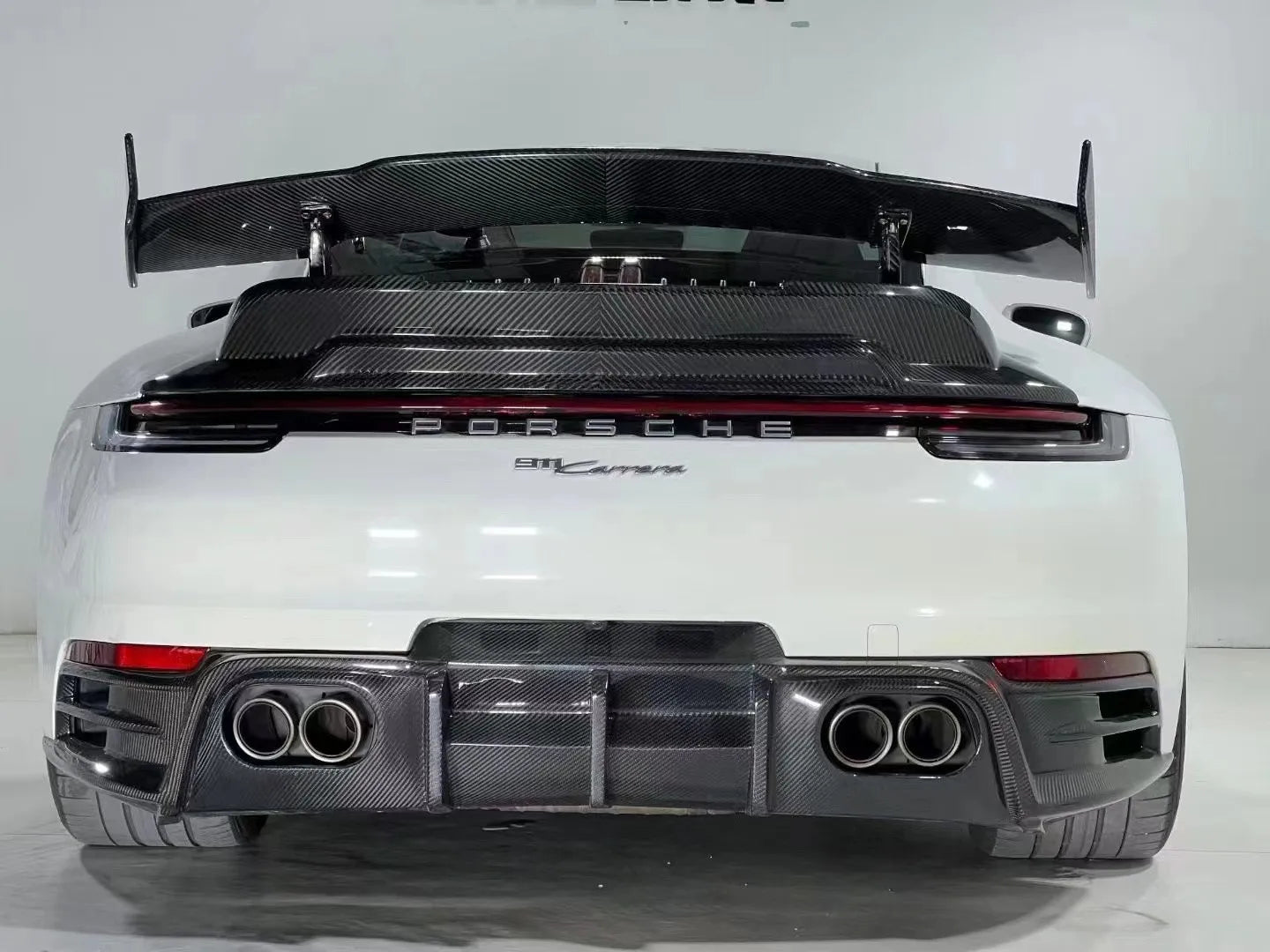 Porsche 911 992.