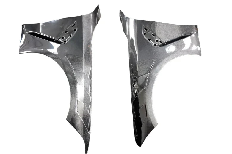 Carbon Fiber Front Vented Fenders - BMW G80 M3 & G82 / G83 M4.