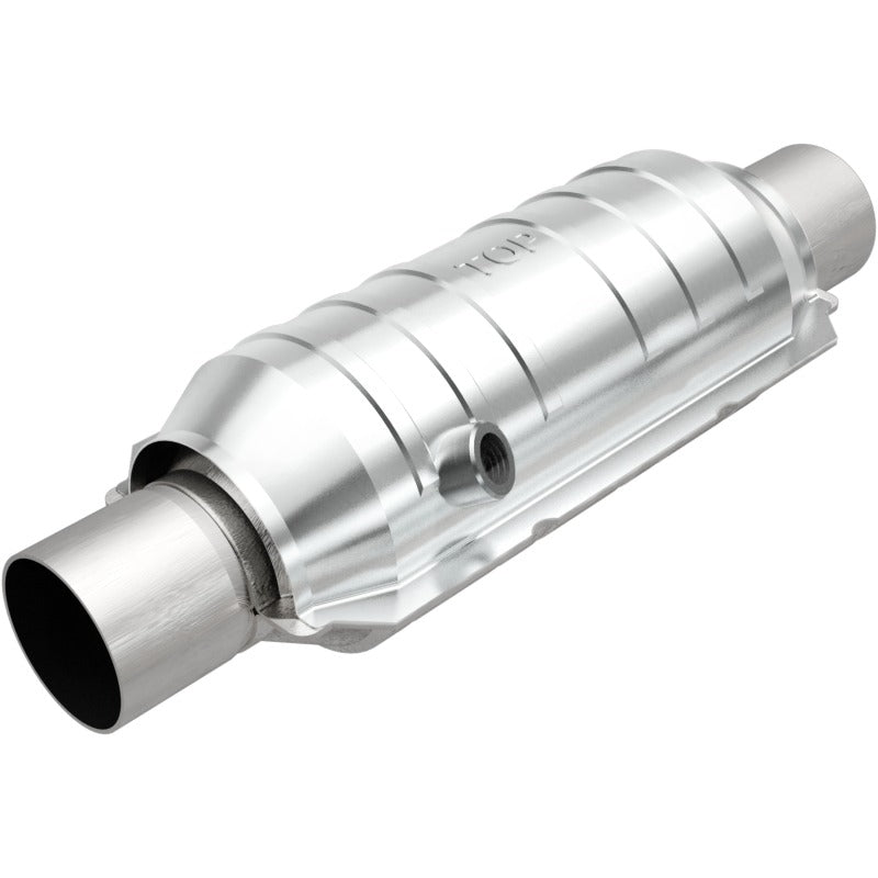 MagnaFlow Universal Catalytic Converter 2.25 OEM Angled O2