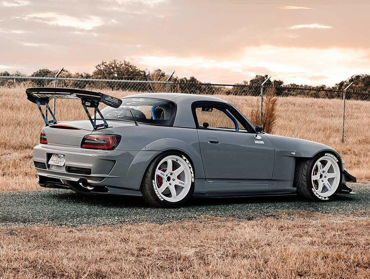 ASM I.S. Design Rear Over Fenders (FRP) - 00-09 S2000.
