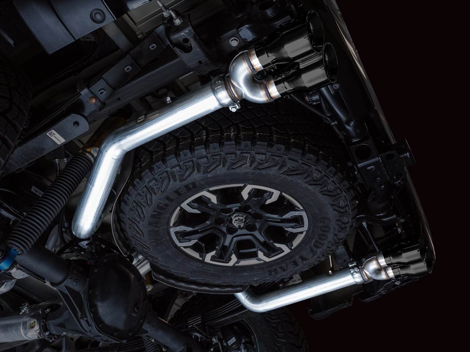 AWE 0FG Exhaust Suite for the 4th Gen Silverado ZR2 / Sierra AT4X - SBX Performance