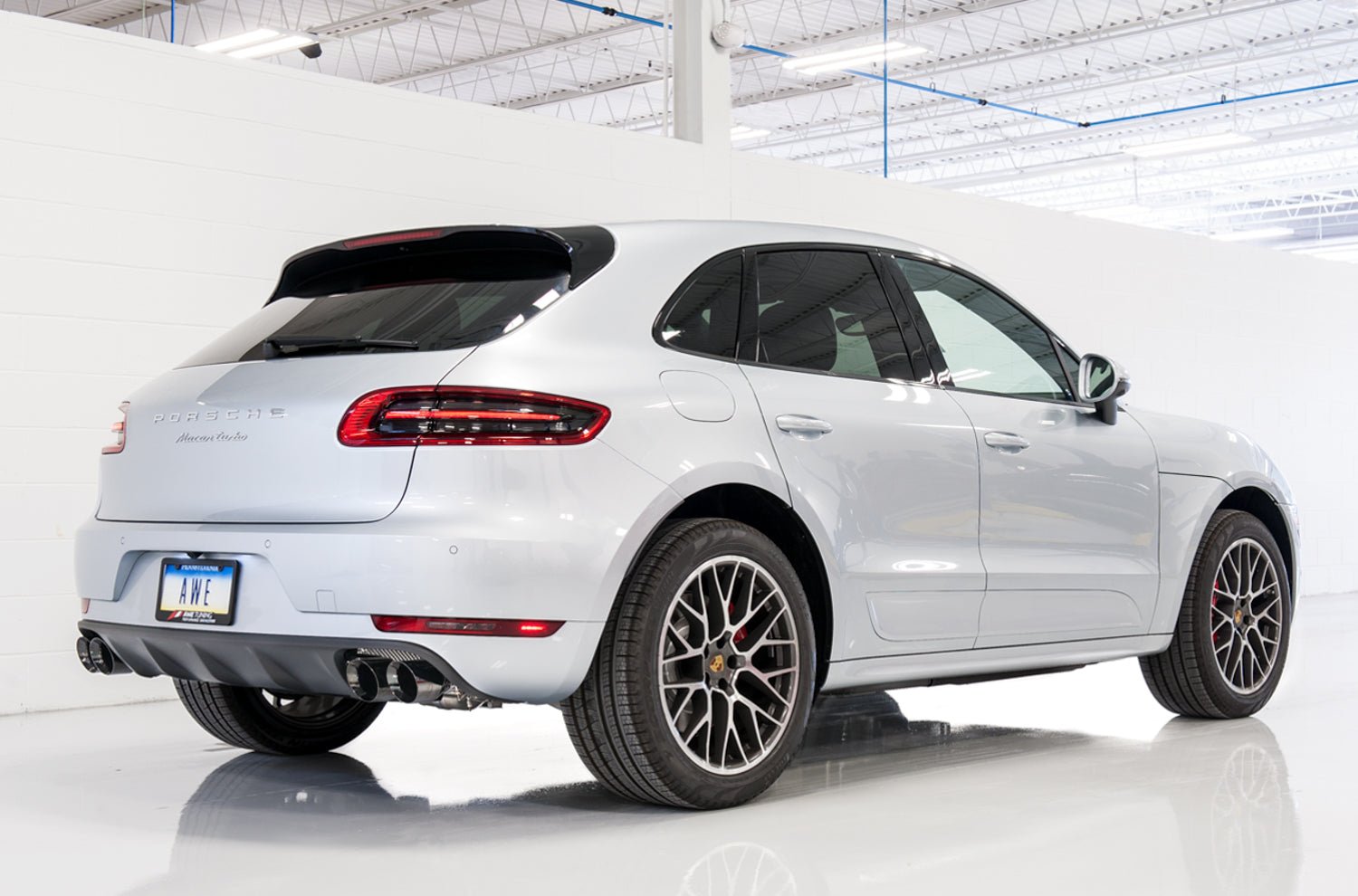 AWE Exhaust Suite for '15-'18 Porsche Macan S / Macan GTS.