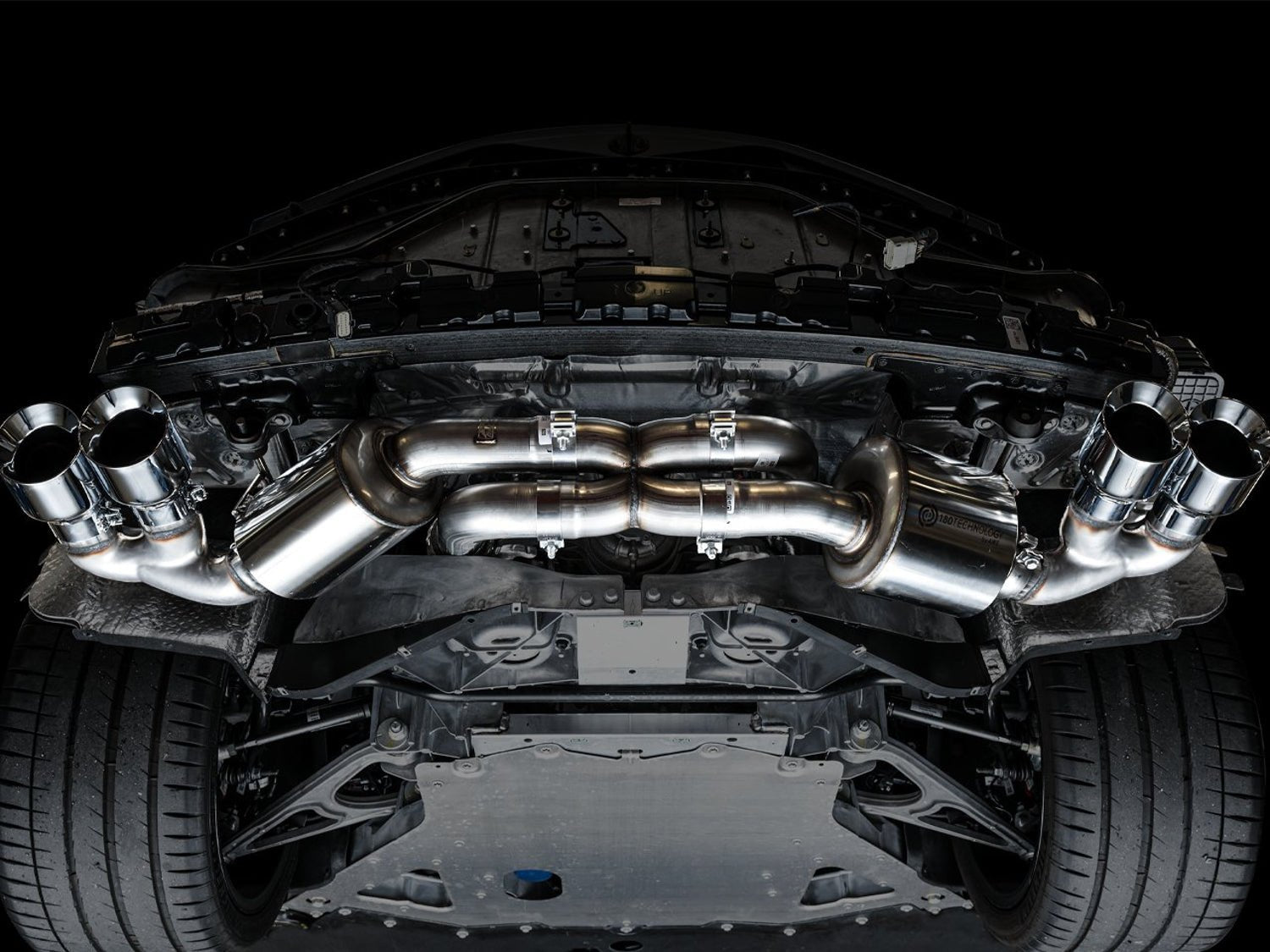 AWE Exhaust Suite for the Chevrolet C8 Corvette Stingray & E-Ray.