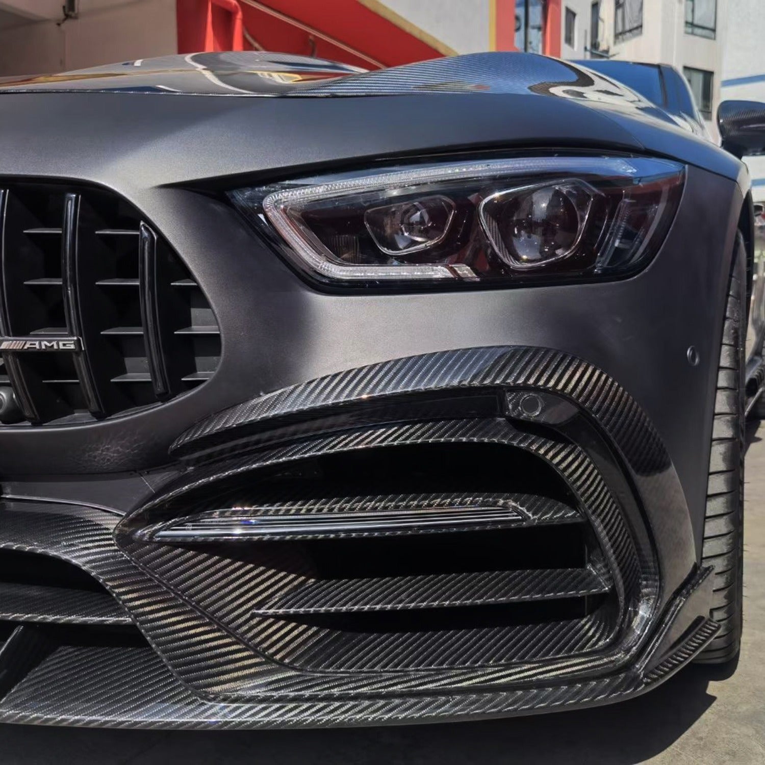 Carbon Fiber TC Style Aerodynamic BodyKit - Mercedes GT63.