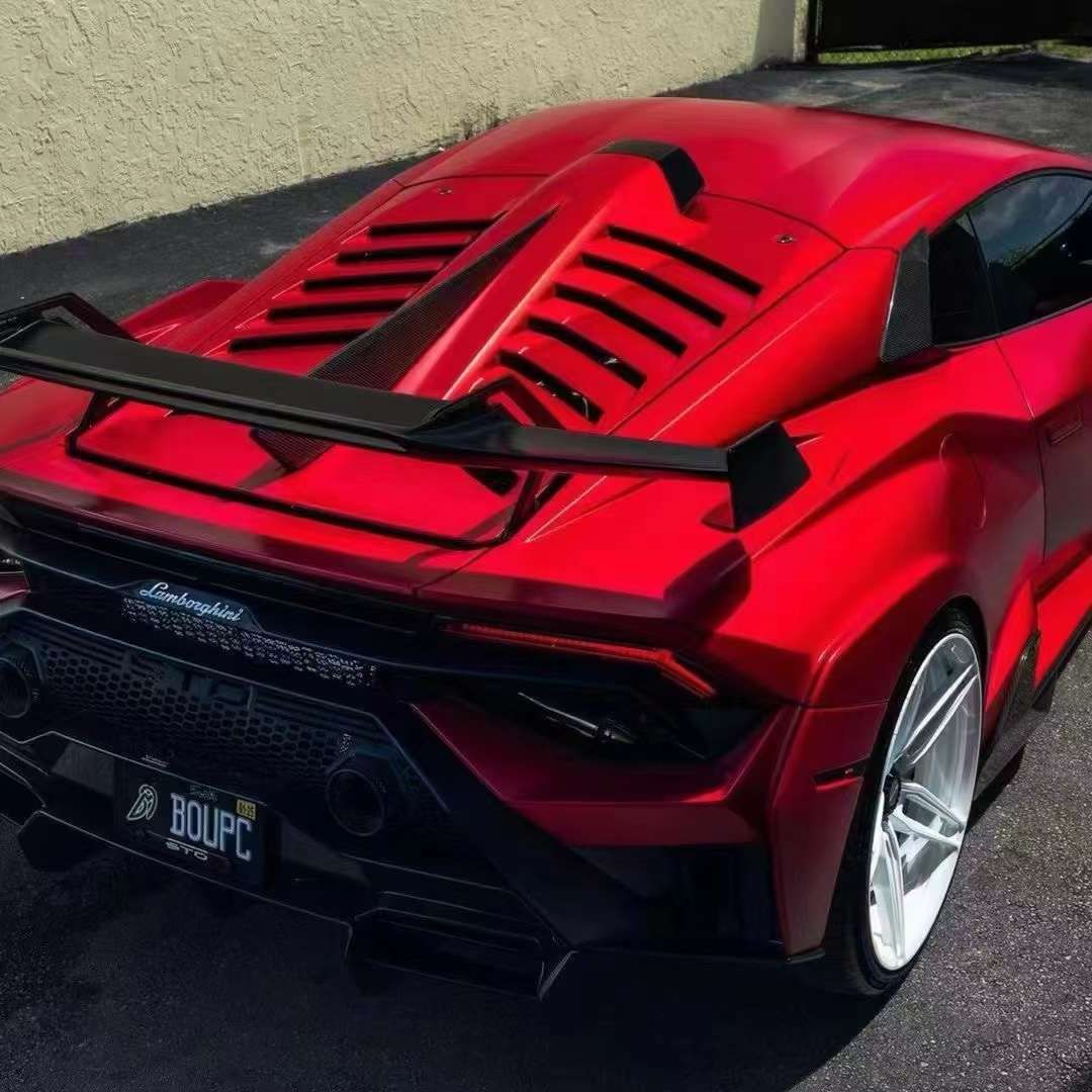 carbon-fiber-aerodynamic-body-kit-lamborghini-huracan-sto