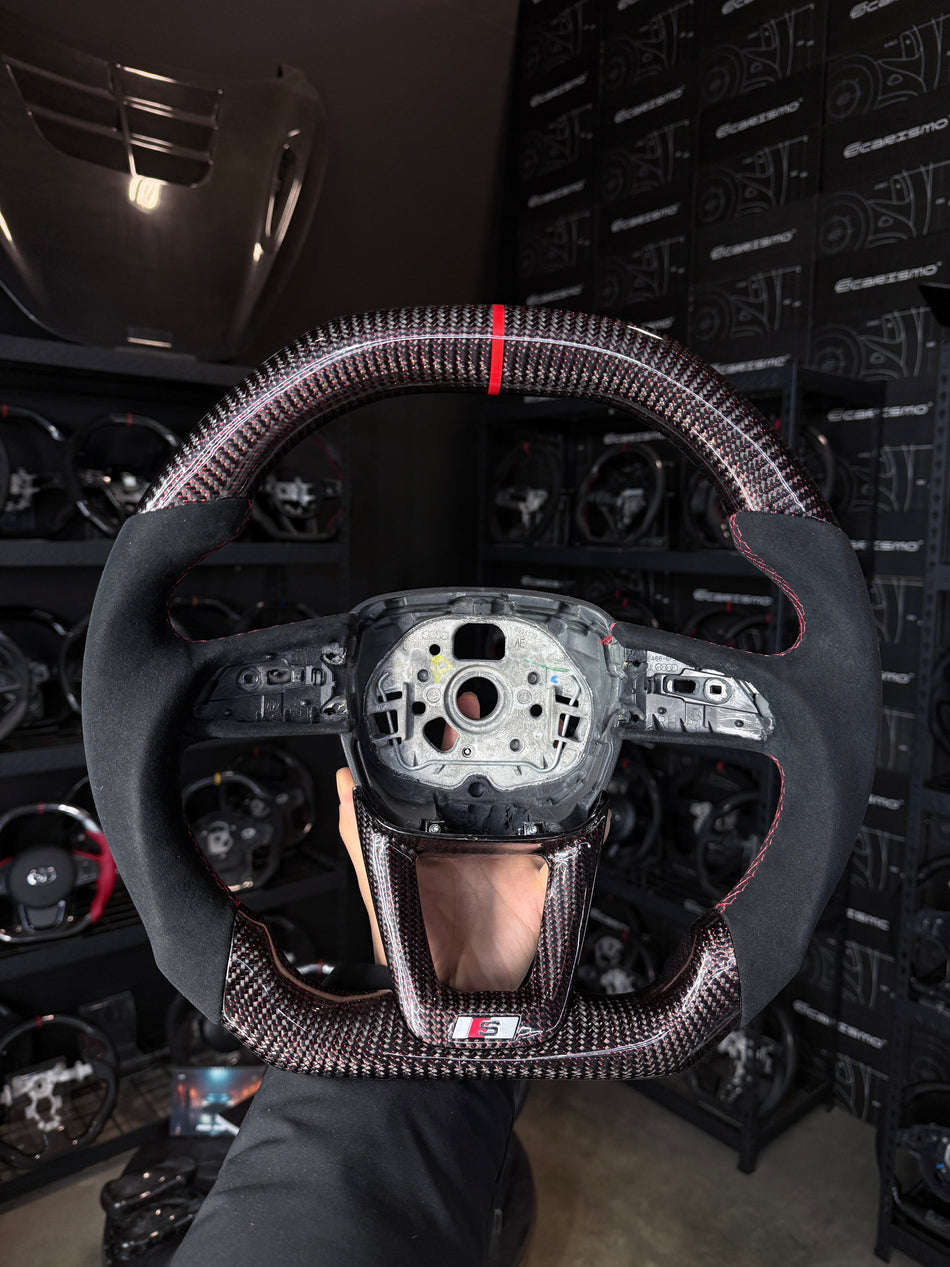 [Media/Test] Audi (B9.5 Q Wheel) - Signature - Gloss Carbon with Red Thread - Alcantara - Red Stitching - Red Stripe