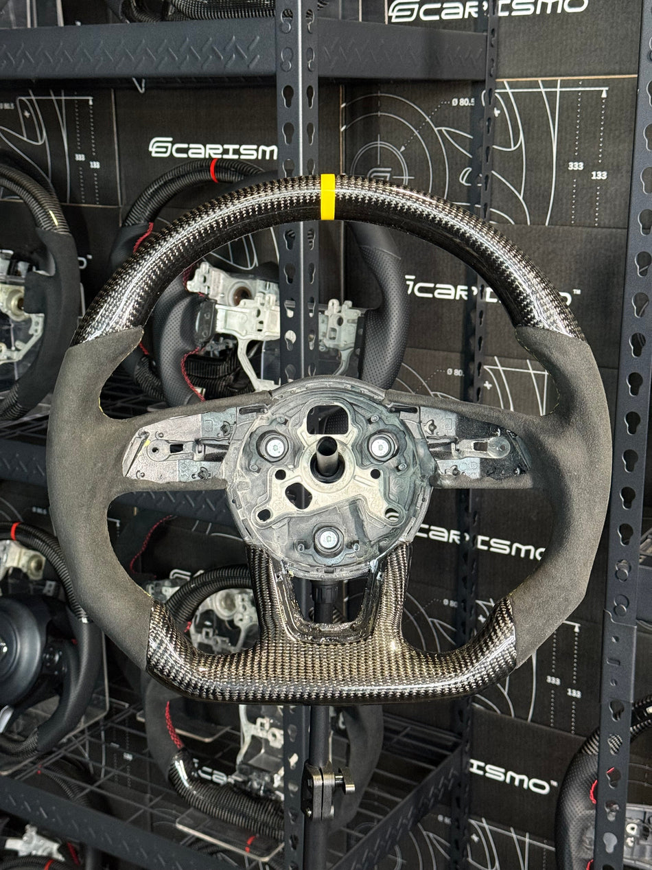 [Media/Test] Audi (B9 Wheel) - Sport - Gloss Carbon - Alcantara - Yellow Stitching - Yellow Stripe