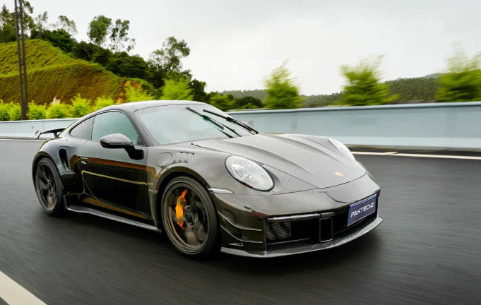 Dry Carbon Fiber Vented Front Fenders - Porsche 911 992 Turbo S.