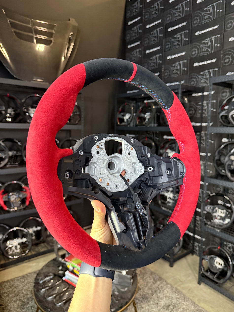 [Media/Test] BMW G-Series (M Performance Wheel) - OEM Shape - Full Alcantara - Red Alcantara Sides - BMW M Colors Stitching - Red Stripe (Heated)