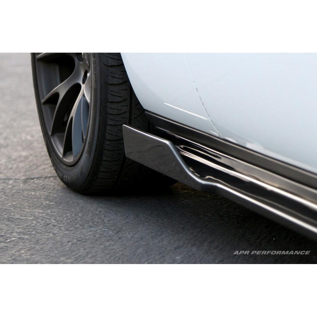 dodge-challenger-hellcat-side-rocker-extension-2015-up